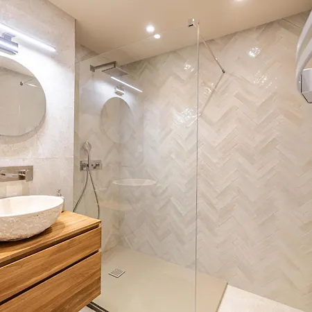 42 Serbe - Luxurious 3-bedroom 50m From Croisette And Palais דירה קאן